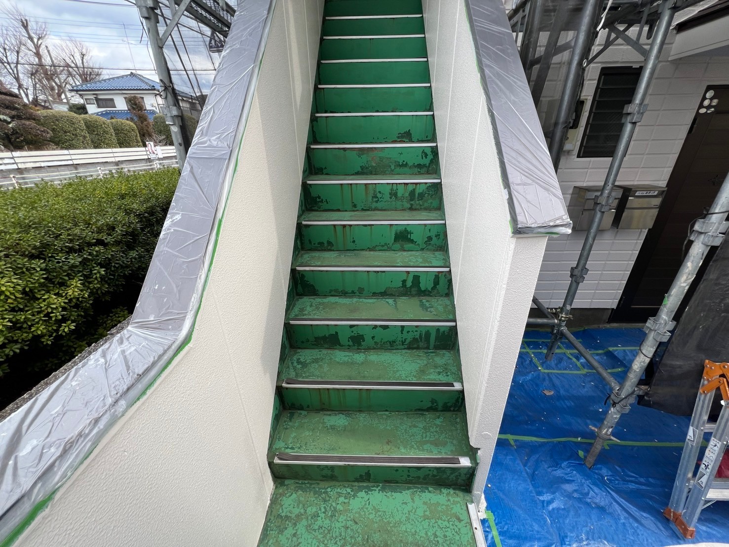府中市 屋外階段防水 施工前